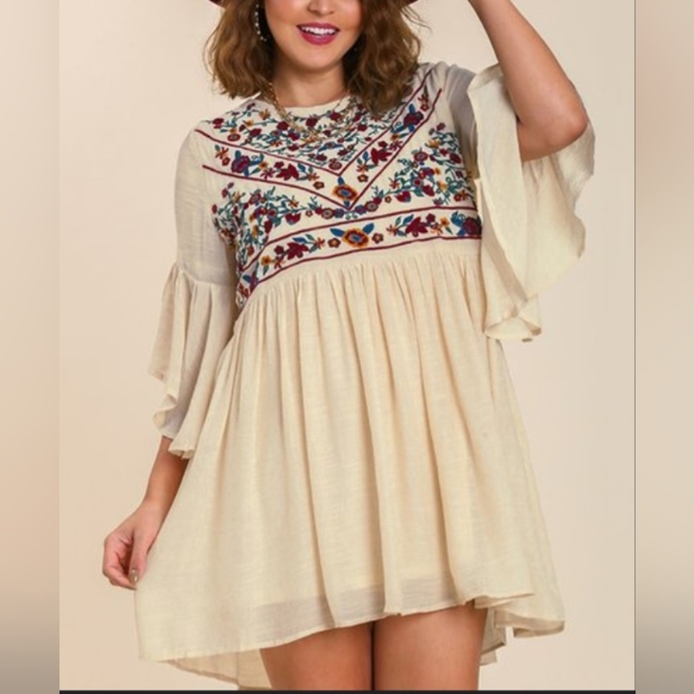 NWT Umgee Embroidered Flare Sleeve Mini Dress